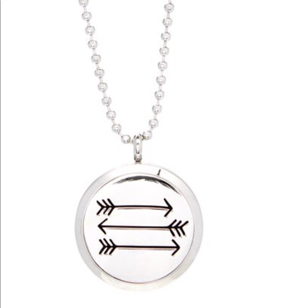 Braided Birch 3 Arrow Perfume/Oil Diffuser Locket